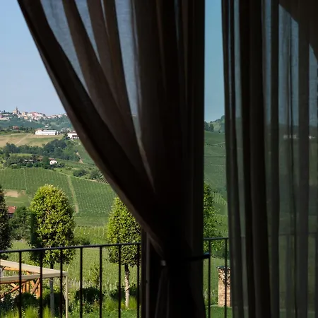 Cascina Alberta Winery & Suites - Treiso-2